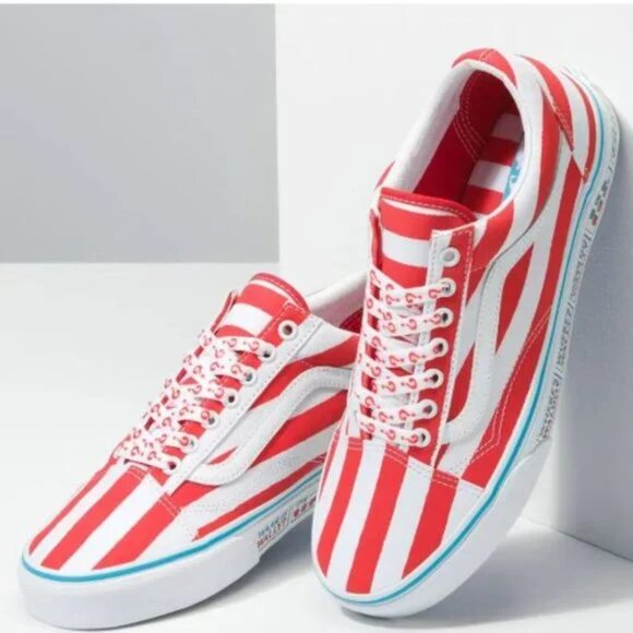 Vans Where's Waldo Red White Stripe Sneakers Size 12K  New Vans Off The Wall Bag - Picture 5 of 7